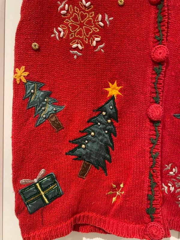 Vintage Christmas Vest Red Knit Nutcracker Xmas Trees Medium