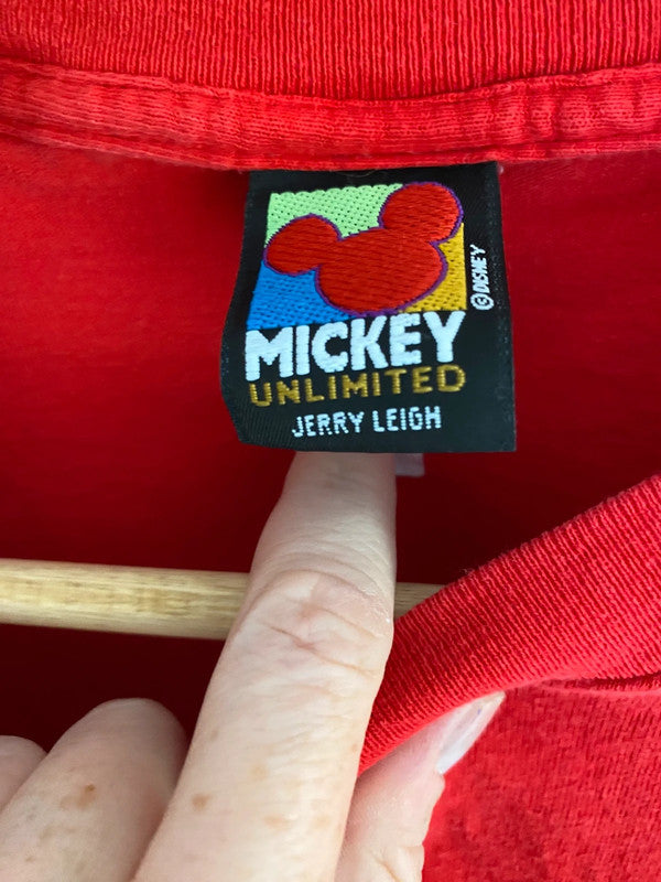 Vintage Disney Mickey Unlimited Christmas T-Shirt – Red