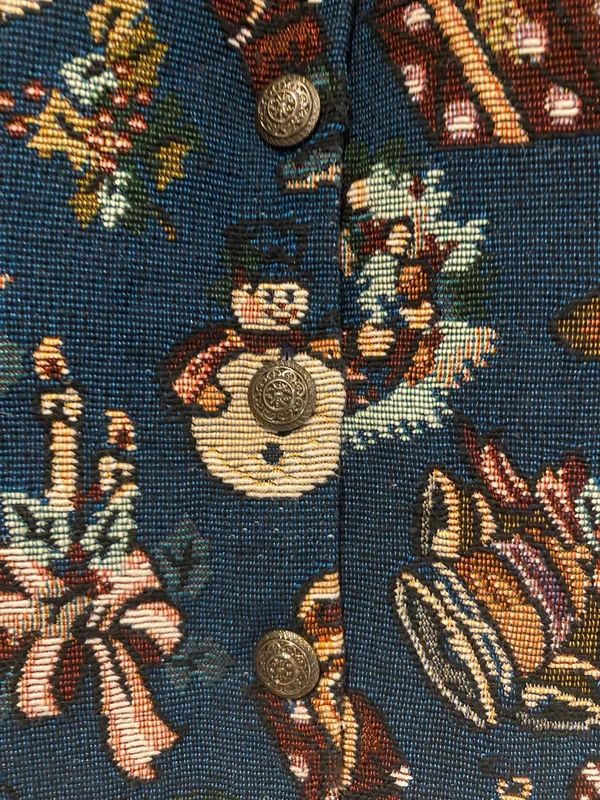 Vintage Christmas Tapestry Waistcoat White Stag Festive Vest XL