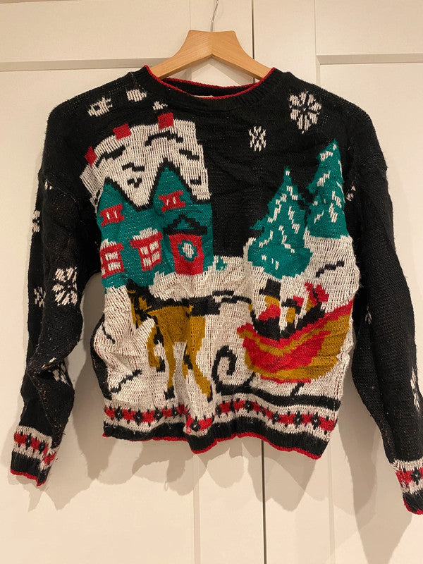 Vintage Christmas Jumper Reindeer & Sleigh Scene – Made in USA – Size L fits small