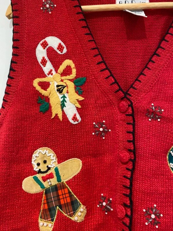 Vintage Christmas Knit Vest Gingerbread Candy Cane Festive Jumper UK 16