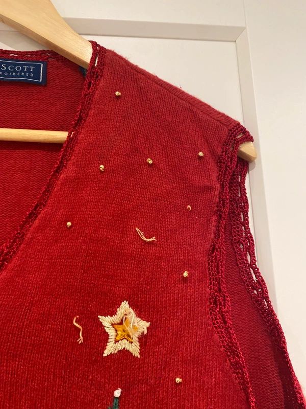 Karen Scott Christmas Tree Vest Red Embroidered Sequin XL (Fits 16)