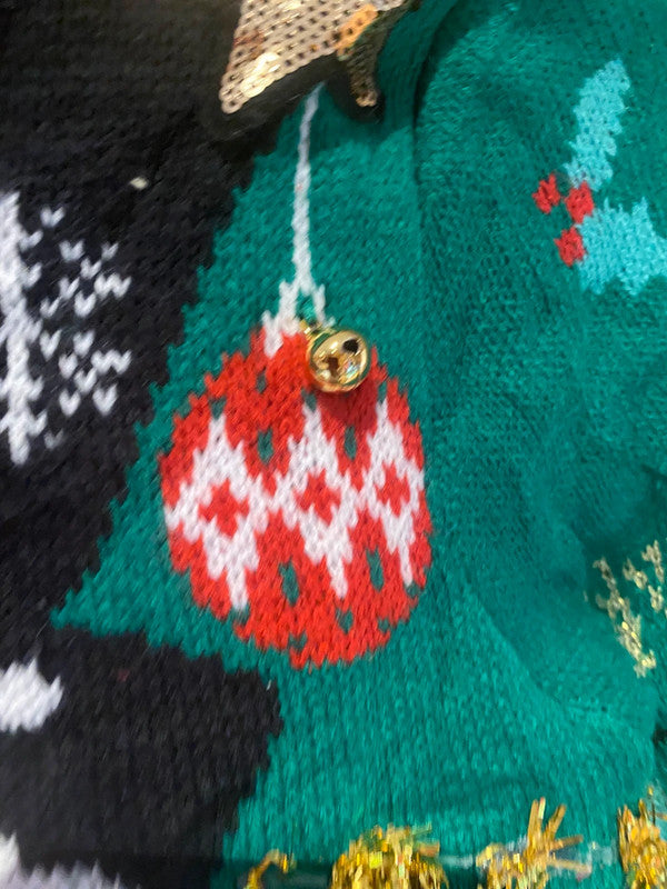 No Boundaries Santa Christmas Jumper – XS