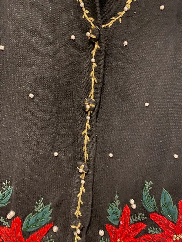 Victoria Jones Christmas Embroidered Knit Vest Black Festive Poinsettia