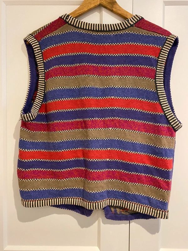 Vintage Secrets Sun Prints Patterned Knit Vest Medium 90s