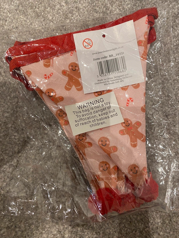 Christmas Gingerbread Fabric Bunting Banner – Pink & Red – New