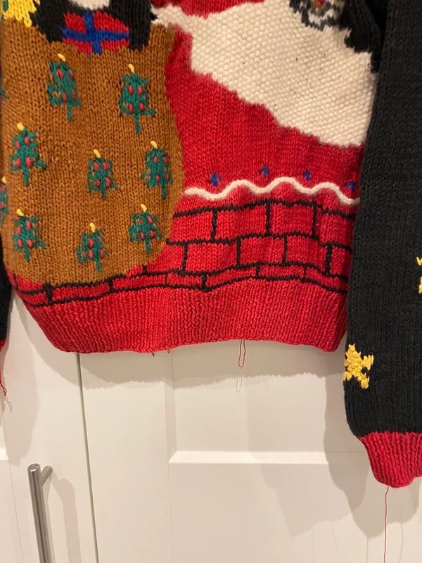 Vintage Lucia Christmas jumper Santa festive knit size L (fits UK 12-14)