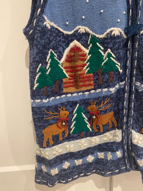 Bobbie Brooks Christmas knit vest reindeer cabin scene zip front XL 16-18