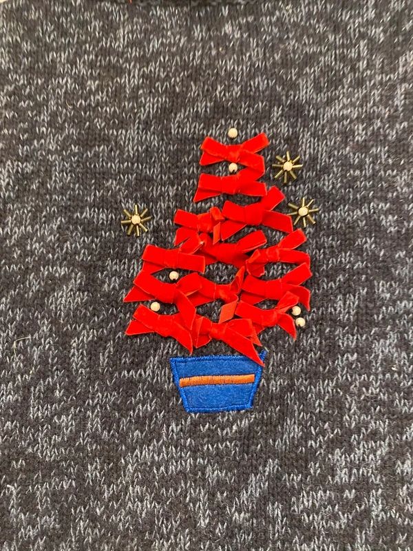 Vintage Christmas Tree Patchwork Knit Vest – XL (Festive / Ugly Christmas Jumper Style)